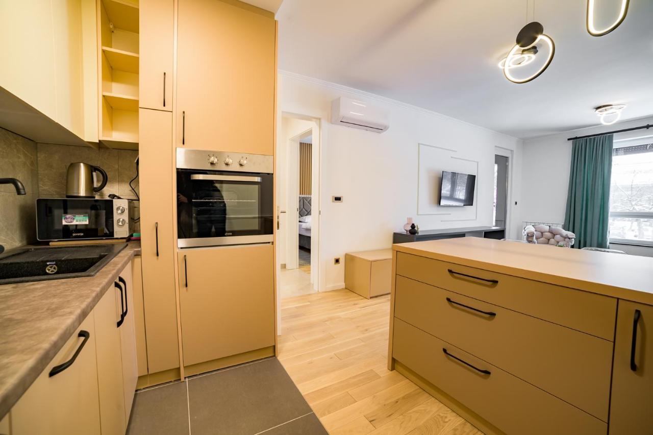 Apartman Epilux Tuzla Zewnętrze zdjęcie